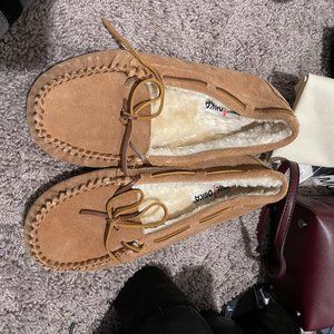 Minnetonka Slipper Women's Cally Tan - Size 10